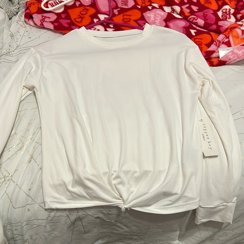 Copper key long sleeve white shirt